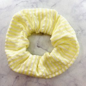 Striped Scrunchie/Yellow & White Hair Scrunch